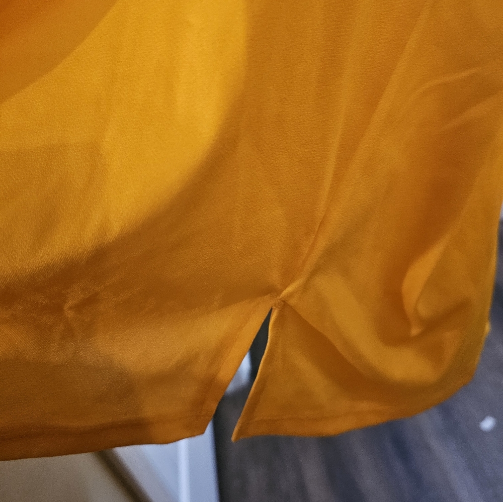 Blouse - Picture 2 of 6